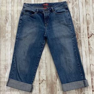 Faded Glory Capri Jeans